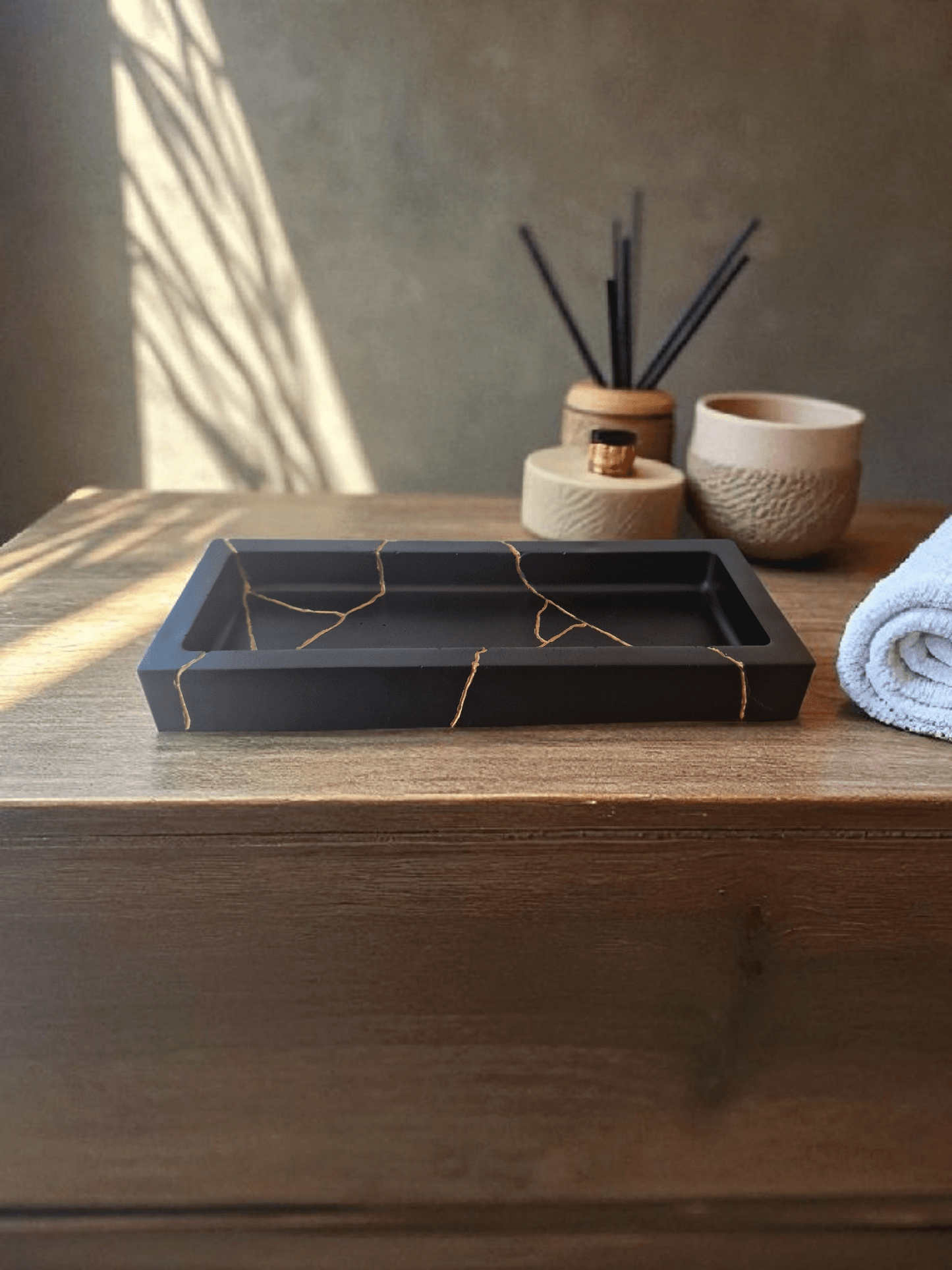 Plateau Rectangulaire en Jesmonite – Finition Kintsugi - Annalisa Candles